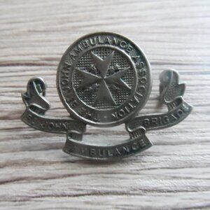 South Africa St. John Ambulance Badge (28mm X 37mm)
